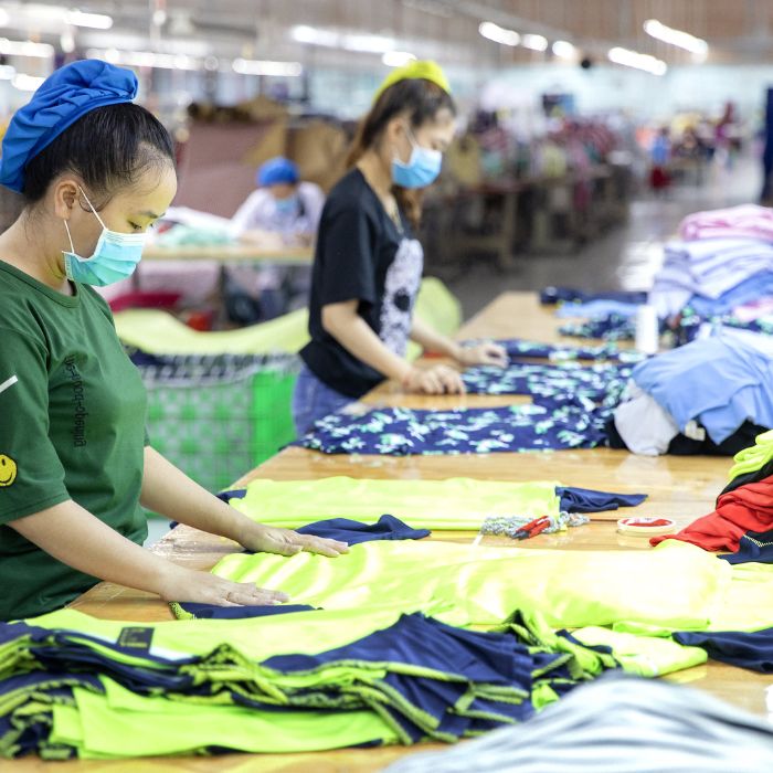 vietnam-garment-factory-a-look-inside-1